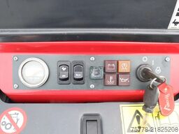 Hinowa TPX1800 | TRACKED FORKLIFT | 1.8 TON | EXT FORKS