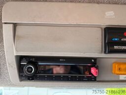 IVECO Trakker AD 190T36  4x4 Winterdienst - Kran-