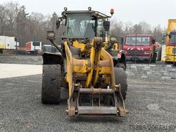 KOMATSU WA 320 -8 Radlader Highlift Vollgummi Wartung