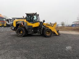 KOMATSU WA 320 -8 Radlader Highlift Vollgummi Wartung