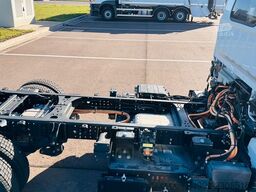 FUSO Canter 4S15e Fahrgestell