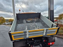 MERCEDES-BENZ U 218 4x4 Winterdienst, Hydrostat, Zapfwelle