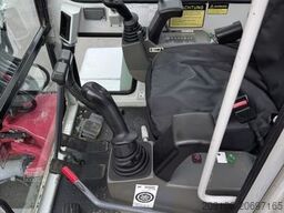 TAKEUCHI TB 145 Powrtilt 3xSchaufeln 4750 kg Top