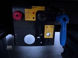 SCHMITZ CARGOBULL SCS24 MEGATRAILER/LUFT-LIFT/Hubdach/2xLIFT-ACHSE