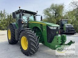 John Deere 8245R