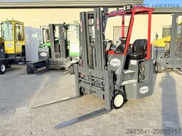 Combilift C3000CB GAS TRIPLEX 4900 FREE-LIFT