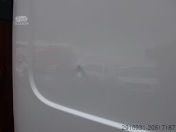 RENAULT Trafic Kasten L1H1 2,7t Komfort/Klima/PDC/FN:196