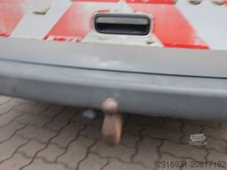 VOLKSWAGEN T5 Transporter Kasten/1. Hand/Klima/AHK/FN: 15