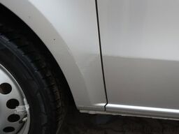 MERCEDES-BENZ Vito Kasten 114/BT 4x4 lang/Klima/AHK/PDC/FN: 50