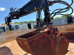IVECO 140E250 Kipper mit HIAB Kran inklusive Anhänger