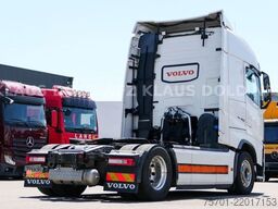 VOLVO FH 460 Globetro I-Shift 2 XL Tanks Euro 6