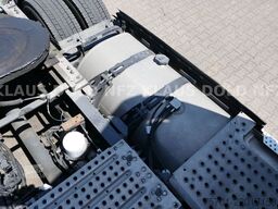 VOLVO FH 460 Globetro I-Shift 2 XL Tanks Euro 6