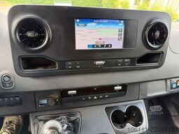 MERCEDES-BENZ Sprinter III Kasten 516 CDI RWD
