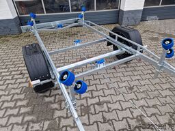 Sorelpol Neptun gebremster Bootstrailer Motorbootahänger direkt günstig online