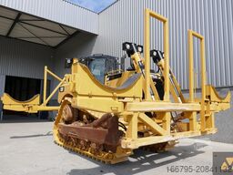 Caterpillar D8T Pipe carrier