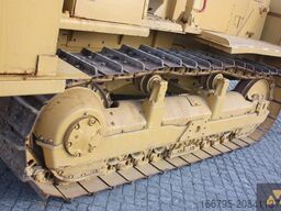 Caterpillar D6E Fuel tanker