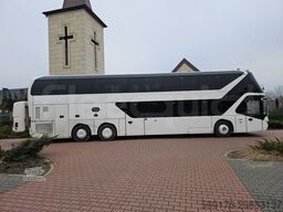 Neoplan Skyliner