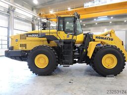 Komatsu WA500-7 + BUCKET