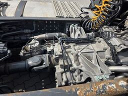 MERCEDES-BENZ 1845 Lowliner, Retarder, 2 Tanks, Hubsattelkuppl