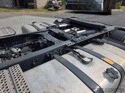 MERCEDES-BENZ 1845 Lowliner, Retarder, 2 Tanks, Hubsattelkuppl