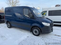 MERCEDES-BENZ Sprinter 211 CDI Automatik Standheizung L1H1 AHK