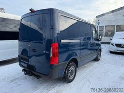 MERCEDES-BENZ Sprinter 211 CDI Automatik Standheizung L1H1 AHK