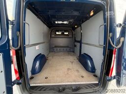 MERCEDES-BENZ Sprinter 211 CDI Automatik Standheizung L1H1 AHK