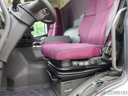 Volvo FM 380 6x2 Geisoleerde bakwagen +Klep 2.000 kg ...