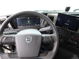 Volvo FM 380 6x2 Geisoleerde bakwagen +Klep 2.000 kg ...