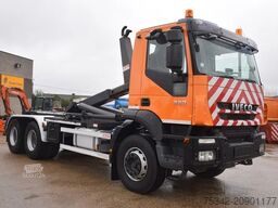 Iveco Trakker 330