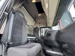IVECO S-WAY AS440S46 Intarder ACC-Tempomat LED