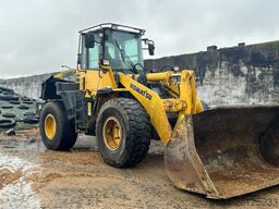 Komatsu WA 320-5