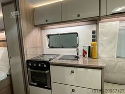 FENDT Tendenza 650 SFD Modell 2025 / 2500 Kg / Valenci