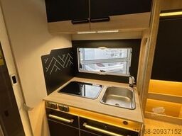 CHALLENGER Teilintegriert 270 Graphite Modell 2026 / Artic