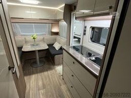 FENDT Tendenza 560 SFDW Modell 2026 / 2000 kg / Pamplo