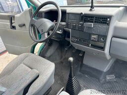VOLKSWAGEN T4 WoMo Hochdach