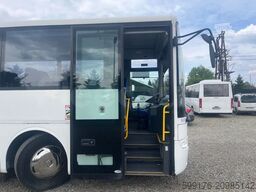 Mercedes-Benz Intouro