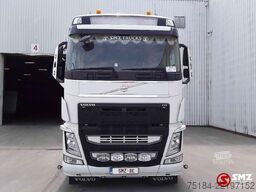 Volvo FH 460 Globe Special interior