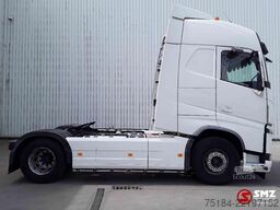 Volvo FH 460 Globe Special interior