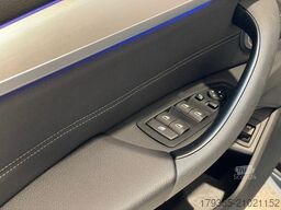 BMW X1 sDrive18d Sport Line M*HUD*Panorama*H&K