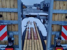 Fliegl DTS 300 Machinery Trailer with Hydraulic Loading R