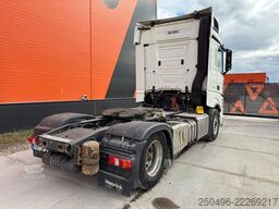 Mercedes-Benz Actros 2442 6x2/2 BIGSPACE / HYDRAULICS