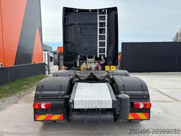 Mercedes-Benz Actros 2545 6x2/4 STREAMSPACE