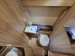 DREAMER LIVING VAN Select - Heck Rundsitzgruppe