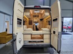 DREAMER LIVING VAN Select - Heck Rundsitzgruppe