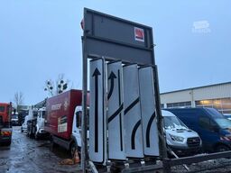 MÜLLER RASTE    Leuchtenträger  Verkehrsleitanh