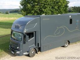 Renault D2.1 Pferdetransporter / bis zu 4 Pferde