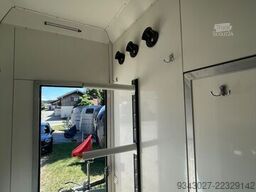 Renault D2.1 Pferdetransporter / bis zu 4 Pferde