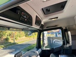 MERCEDES-BENZ Arocs 4246 8x4 Abrollkipper Schub/Knickhaken AHK