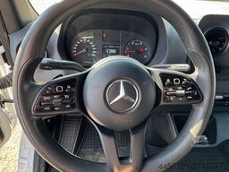 Mercedes-Benz Sprinter 519